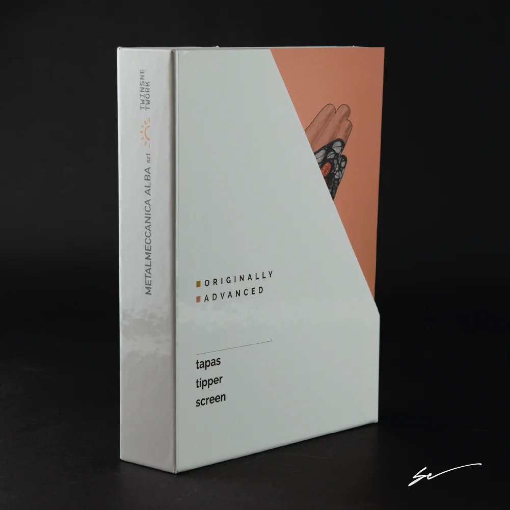 Stampa e realizzazione del faldone porta cataloghi