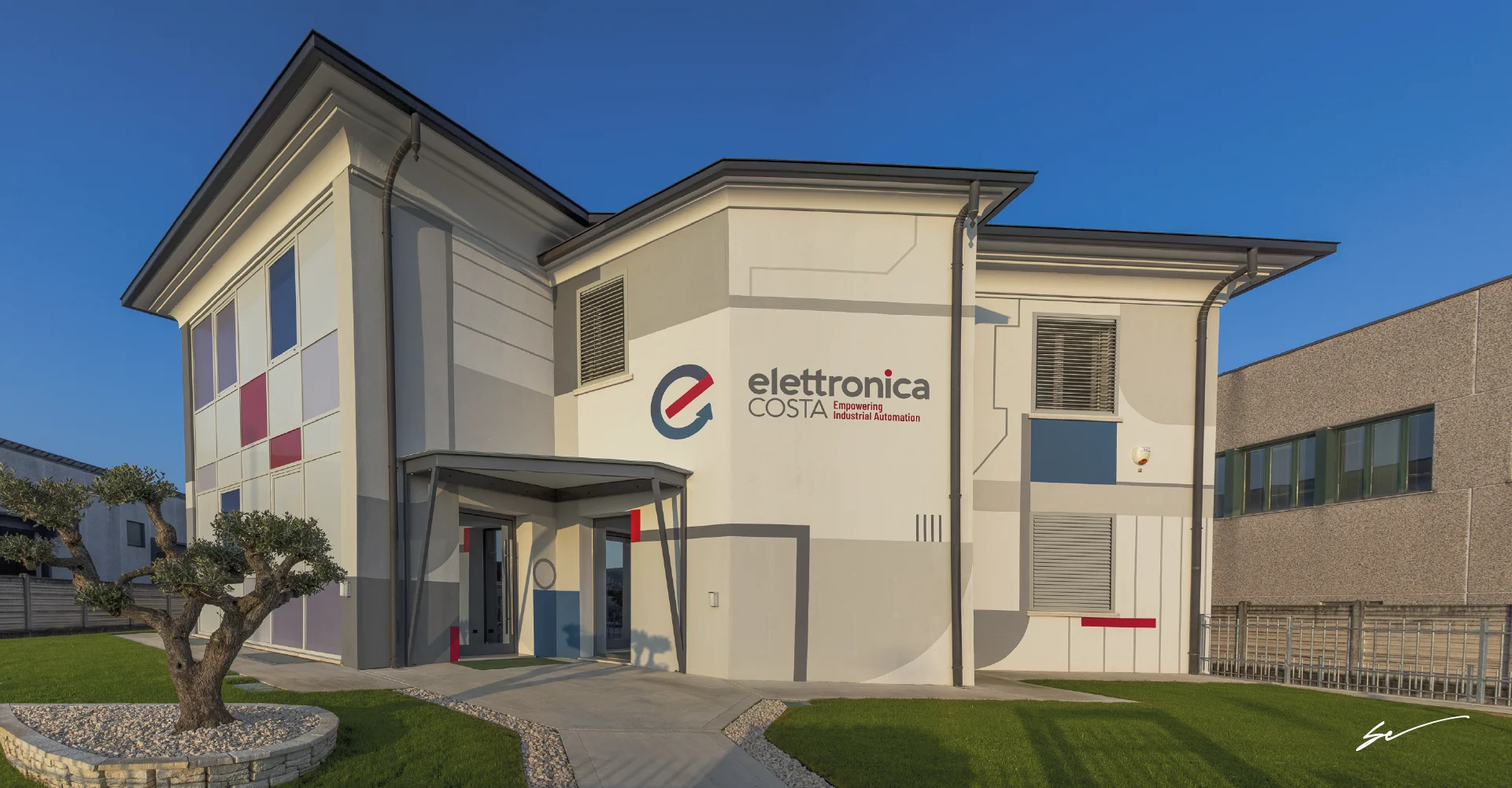 Grafica esterna dell’azienda Grafica esterna dell'azienda